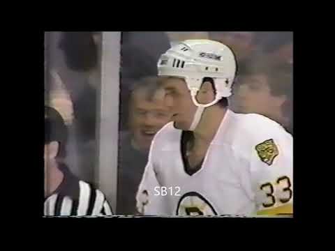 Paul Coffey vs John Blum (roughing) Nov. 29/1984