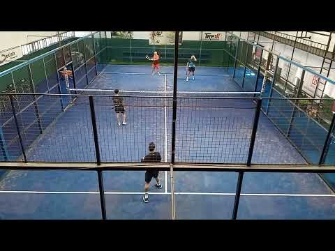 03/02/23 Amistoso de 6 TA Gus/Marcos VS Lauti/Franco en Complejo Indoor Pádel Mar del Plata.