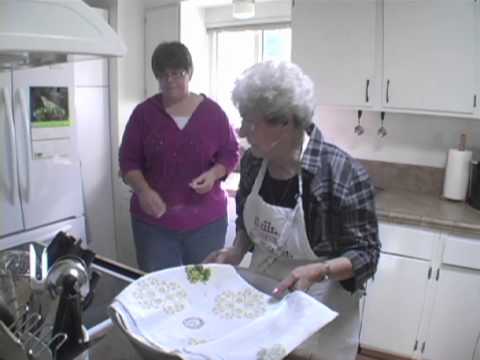 download lagu mp3 mp4 Croatian Walnut Cake Recipe, download lagu Croatian Walnut Cake Recipe gratis, unduh video klip Croatian Walnut Cake Recipe