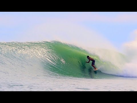 柔術家、過度のトレーニングによる首の炎症を発見