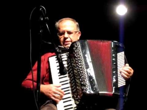 Mi Profesor Victor Tico tico