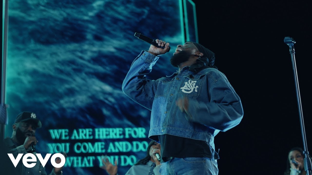 Tasha Cobbs Leonard - This Is A Move ft. Dante Bowe (Official Live Video)