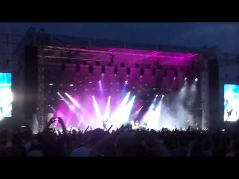 Kabát - Intro - (Rock for People 2013)