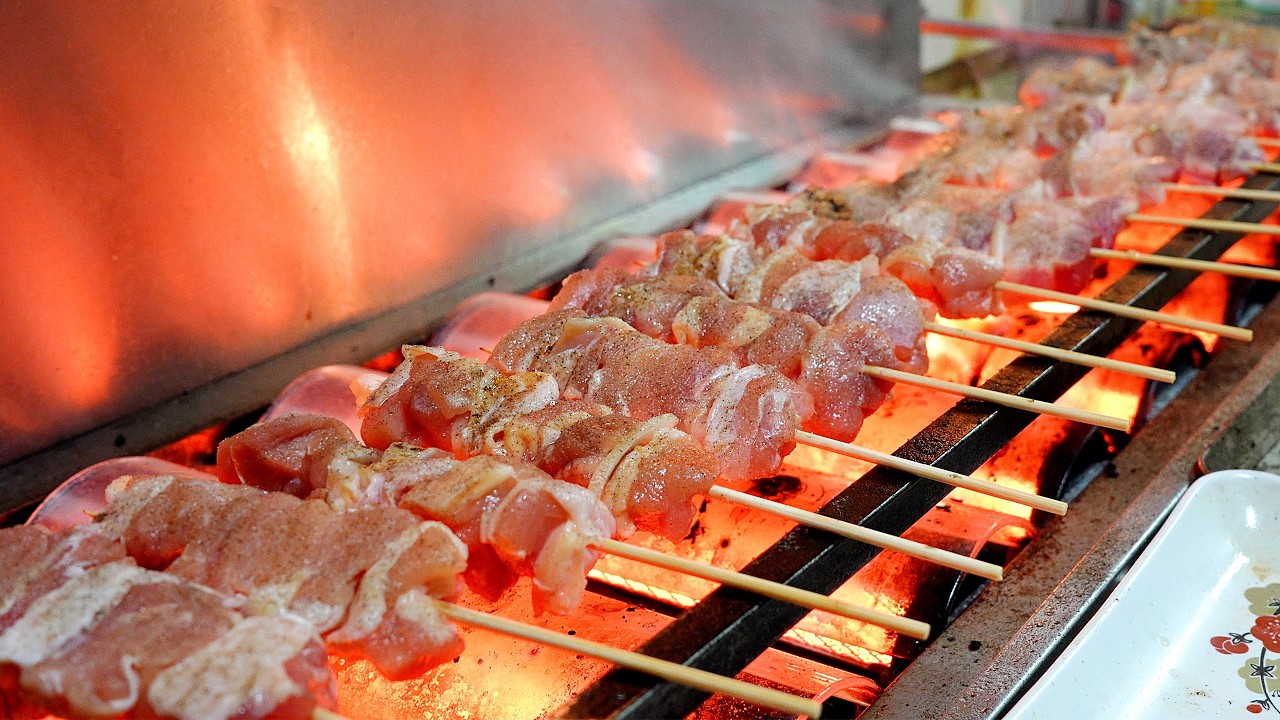 絶品焼き鳥にデカ盛りご飯！札幌のコスパ最強大衆食堂に密着！