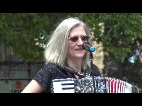 »Spilt se mir a lidele in jiddisch«