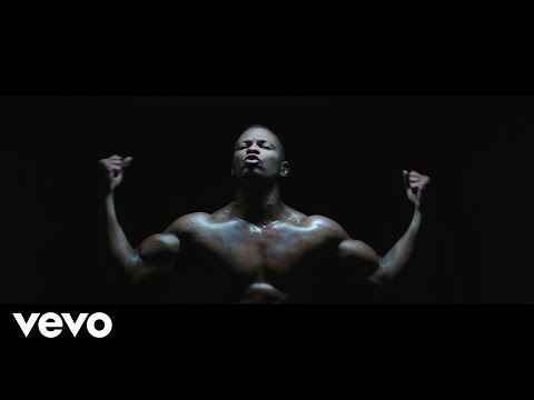 Musta Barbaari - Kuka Pelkää Pimeet