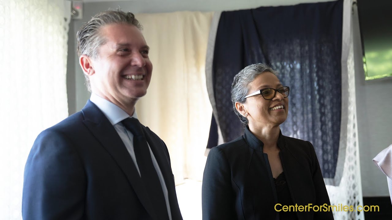 Center for Smiles Testimonials - Greeted With a Smiles