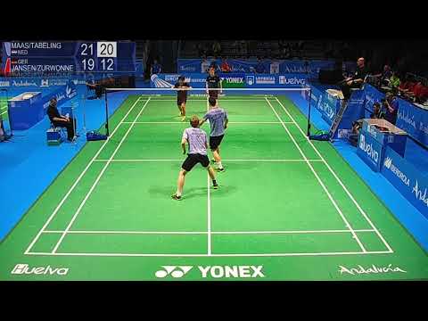 Maas & Tabeling knock out the 7th seed