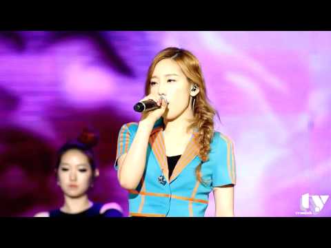 TaeYeon TaeTiSeo -  Baby Steps @ Pyeongtaek events 2013