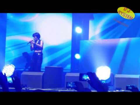 Victoria Mus El Mejor Video En El Palacio de los Deportes Con Patrick Miller