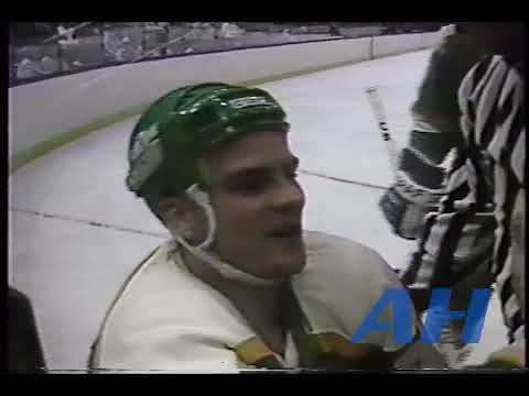 NHL Jan. 6, 1987 Ken Leiter,NYI v Larry DePalma,MIN New York Islanders Minnesota North Stars