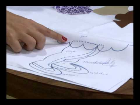 Mulher.com 25/05/2011 - Customização em camiseta bailarina