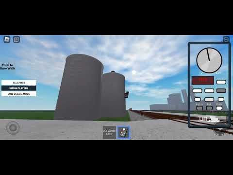 CP 7032 leads a BNSF autoracks train