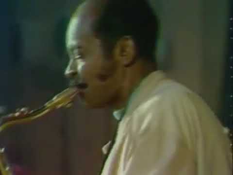 Duke Ellington & Don Byas -  Diminuendo & Crescendo In Blue  - 1969
