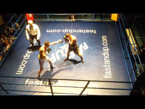 Titolo italiano Gallo Vs Parrinello  pesi supergallo