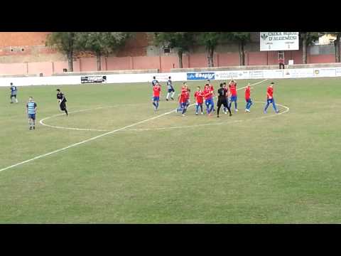 Salida de los jugadores al terreno de juego Algemesí-Deportivo La Rambleta