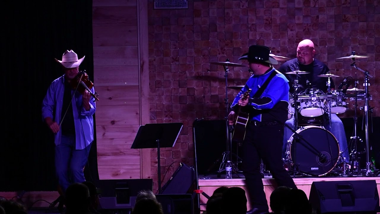 Promotional video thumbnail 3 for No Fences-The Garth Brooks Tribute Band