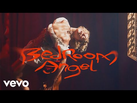 Kat Cunning - Bedroom Angel (Official Music Video)