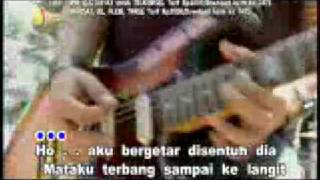 Download lagu ST12-Putri Iklan (ORIGINAL CLIP) mp3 Download lagu ST12-Putri Iklan (ORIGINAL CLIP) mp3