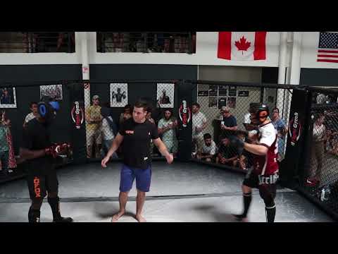 Mouad (MFCGYM) vs Moudou (YoFox)  - Interclub MMA au MMA FIGHT CLUB GYM