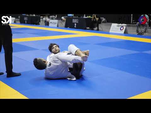 Valentin Blumental vs Léon Larman / CFJJB Open International de Lyon / Demie Finale Adult -88,3 kg