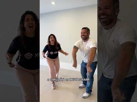 Familia virtual sabian que llegamos a 1M en insta? Gracias a todos los que tambien nos siguen allá!