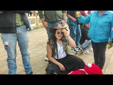 Aquiteven : 7.381 TÓPAGA BOYACÁ, SR. TURISTA PÉGUESE  LA SUBIDITA Y ESTO EN NAVIDAD 🎄 VERA 2.025 