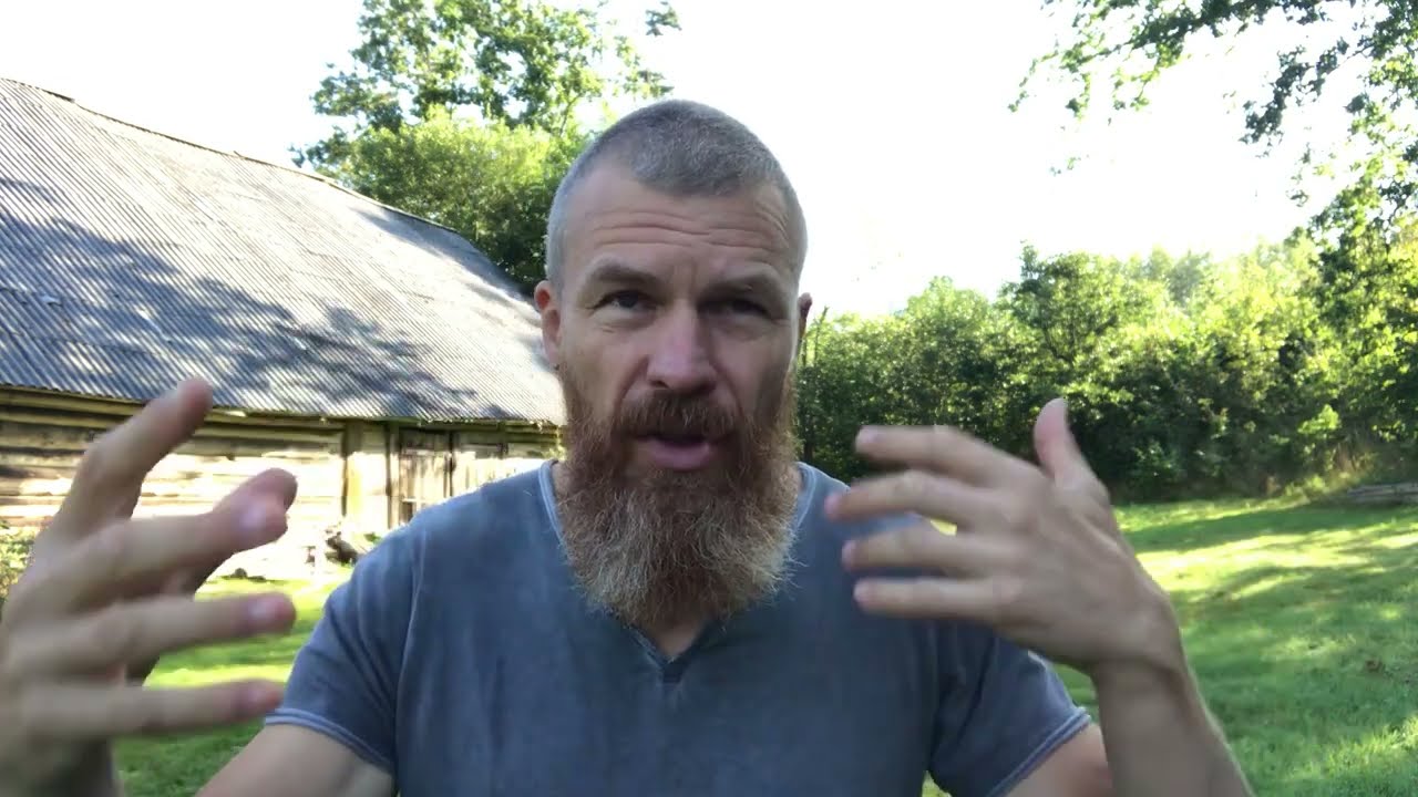 ŽMOGAUS POTENCIALAS: Gyvenimas vienkiemyje offMatrix. Pirmieji 15 mėnesių.