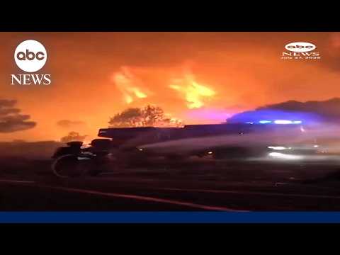 Military firefighters battle huge wildfire in Spain