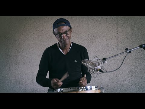 Introducing Manu Katché, member of the studio band