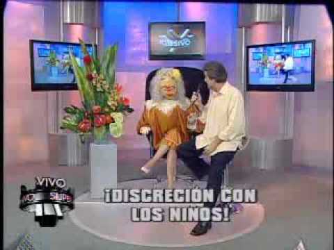 SuperXclusivo 10/20/09 - Mas indecencias de Calle 13 Parte 1/3