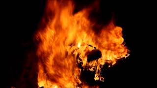 [FOTO'S & VIDEO] Motor brandt volledig uit in De Hoef