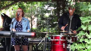 Oh Chays   I Never Loved a Man