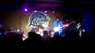 Buddy Guy @ Legend's - 1/14/2011 - Voodoo Chile/Sunshine of Your Love