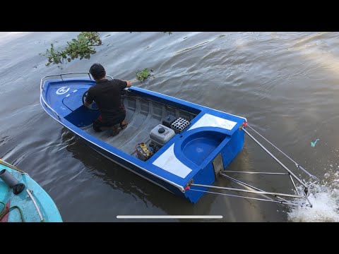 Đặt âm GB460(20hp) có hộp số đồng tua vào cano mini, và chạy thử