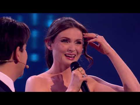 Unexpected star star Sophie Ellis Baxter on Michael McIntyre's Big Show -