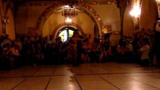 Damian Esell y Nancy Louzan - Bucharest, April 2009 (4).MOV