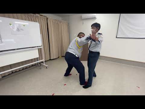 徒手による護身術