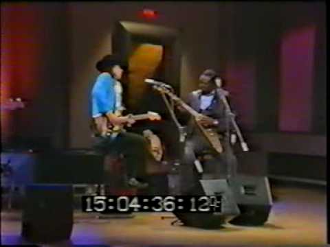 Stevie Ray Vaughan & Albert King  - The Sky is Crying (Part 1)