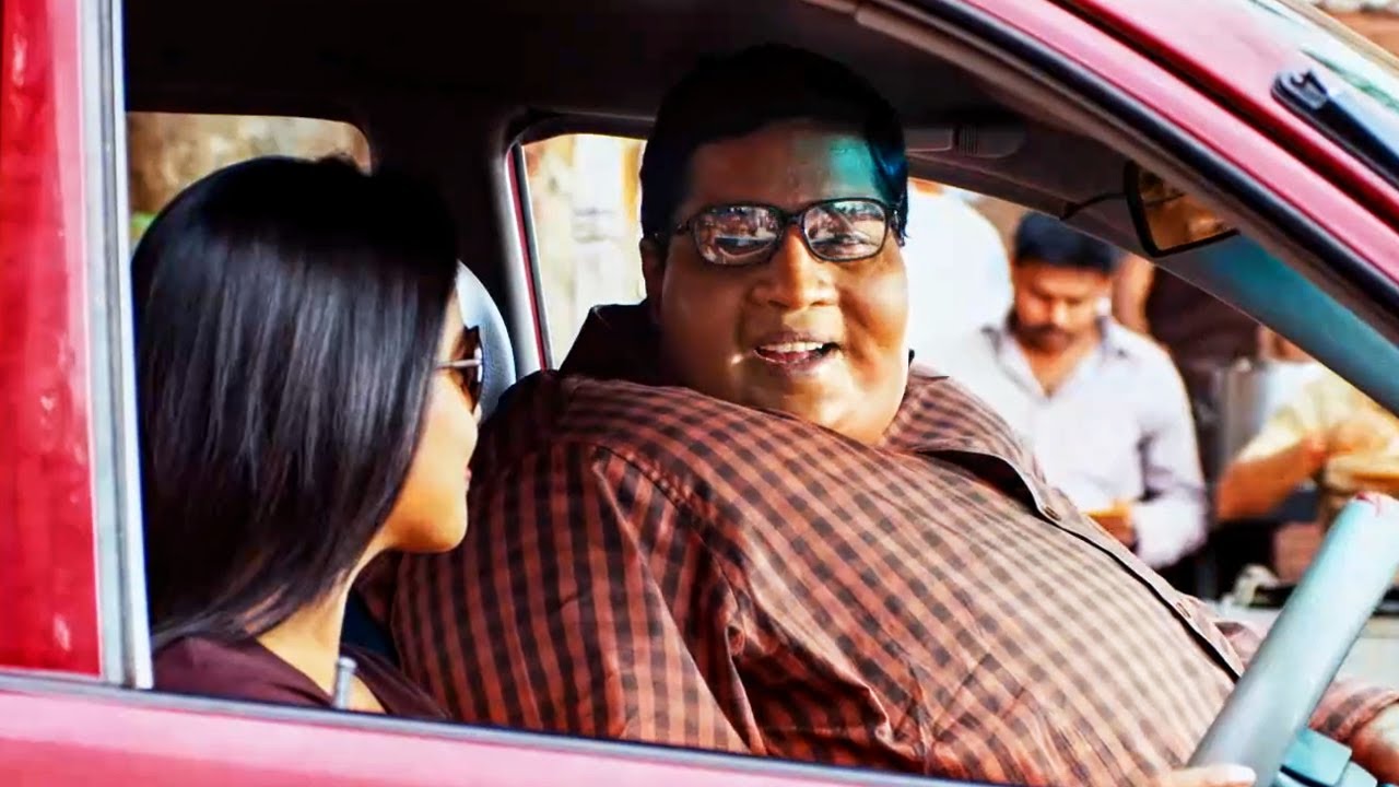 अल्लारी नरेश को इस लड़की की गाड़ी से उतरने नहीं आ रहा ?