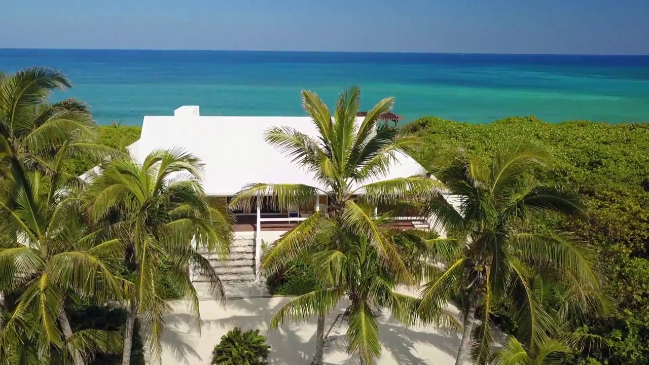 Classic Island Beach House in Elbow Cay Hope Town, Bahamas