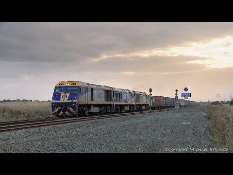7922V SCT / SBR Container Train With EL Class Diesel Locomotives (21/4/2022) - PoathTV Railways