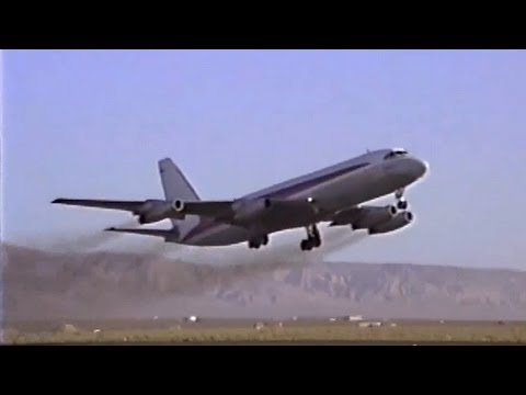 Ex-TWA Convair CV-880 Departing From Mojave