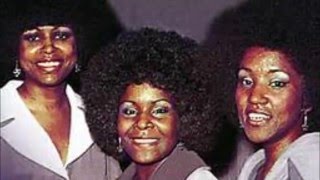 #23 &#39;&#39;What Do The Lonely Do At Christmas&#39;&#39; By The Emotions ~ A Jazzy Soul Christmas