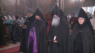 Հովանավանքում ուխտավորներն ու հոգեւորականները մասնակցել են ժամերգության