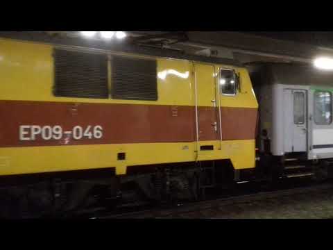 Odjazd EP09-046 ze składem TLK 65105 POMRZANIN relacji Wrocław Główny-Gdynia Główna