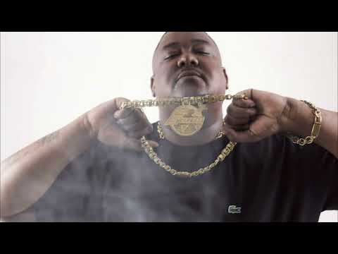 NA ONDA DO UISQUE   EU FICO MALUCO - MC RENNAN