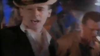 Matt Bianco - Don't Blame It On That Girl (Official Music Video)