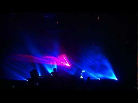 Axwell Vancouver 2011