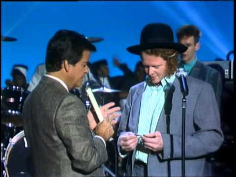 Dick Clark Interviews Simply Red - American Bandstand 1986